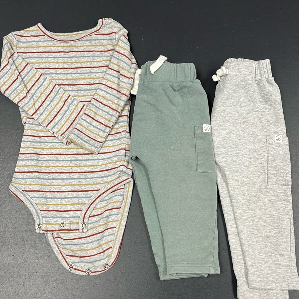 Carters Little Planet Bundle - 12 Months